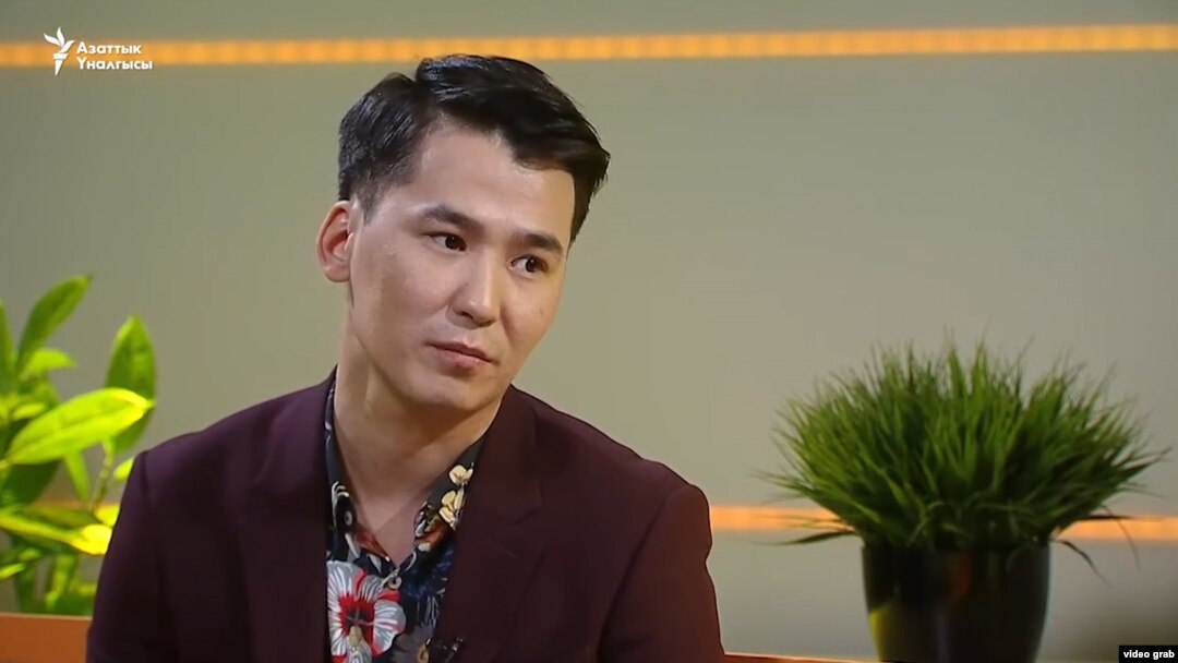 Кыргызстандын Эмгек сиңирген артисти Мирбек Атабеков.