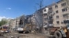 Разбураны жылы дом у Кіеве пасьля расейскага ўдару