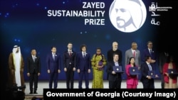Премьер-министр Ираклий Кобахидзе на церемонии вручения премии имени шейха Зайеда (бин Султана Аль Нахайяна, отца-основателя ОАЭ), в области устойчивого развития, 13 января, 2026
