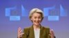 Ursula von der Leyen, az Európai Bizottság elnöke sajtótájékoztatót tart Brüsszelben 2023. november 8-án