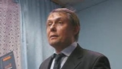 Выступае Аляксандар Лукашук