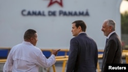 U.S. Secretary of State Marco Rubio (center) tours the Panama Canal on February 2.