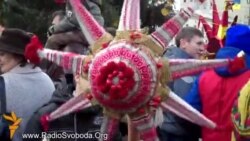 Фестиваль різдвяних зірок спалахнув у Львові