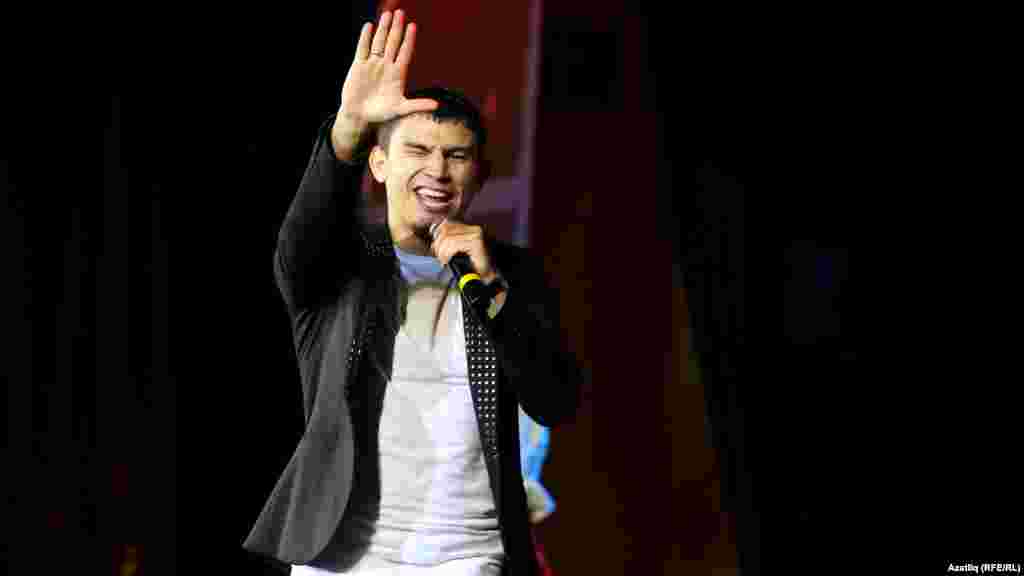 Данир Сабиров