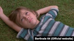 تصویری از فیلم پسربچگی