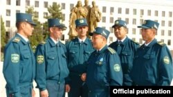 Ўзбекистон милиционерлари.