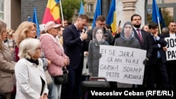 Protest la sediul ANRE din Chișinău în ziua anunțării noilor scumpiri la gaze. 