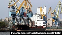 Со строительством Керченского моста в порты Азовского моря не смогут заходить большегрузные суда