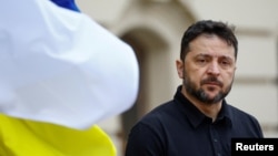 اوکراینی ولسمشر وولودیمیر زېلېنسکي وايي خپله د انتخاباتو اراده لري - د ډېسېمبر څلورمې انځور.