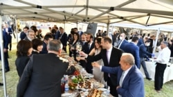 Արցախի նախագահի երդմնակալությանը հաջորդած խնջույքի լուսանկարները հայտնվել են քննադատության թիրախում