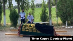 Похороны правозащитника Азимжана Аскарова. Узбекистан. 31 июля 2020 года.