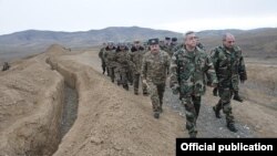 Nagorno-Karabakh - Armenian President Serzh Sarkisian visits a Karabakh Armenian army unit, 3Jan2012.