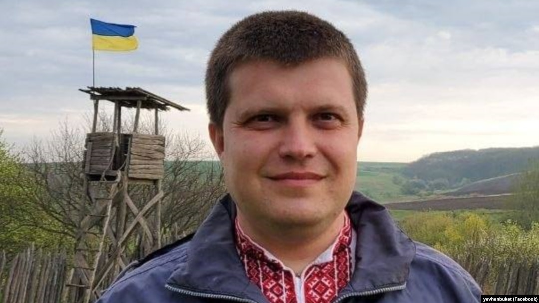 Євген Букет – дослідник метричних книг каже, що малюнки в метричних книгах були в тих церквах, які «були ще не захоплені російською церквою»