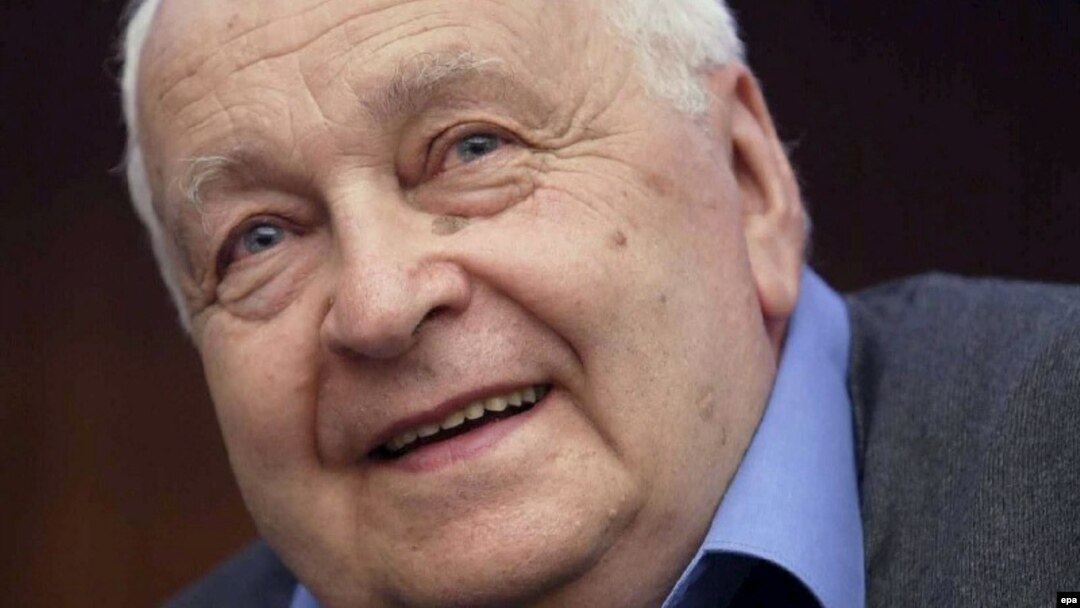 Юрий Левада