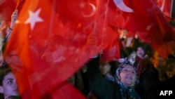 Alegerile locale de duminică din Turcia au provocat cea mai mare înfrângere din ultimele decenii a Partidului Justiției și Dezvoltării (AKP) al președintelui Recep Tayip Erdogan.