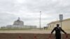 Базата в Девеслау се намира на 50 километра от границата с България и действа от 2016 г.