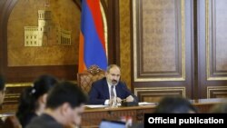 Վարչապետ Նիկոլ Փաշինյանը կառավարության նիստի ժամանակ, արխիվ