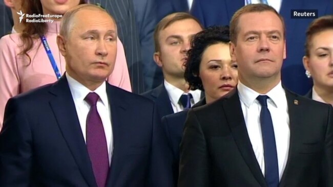 Russia's Ruling Party Wants 'Ultimate Victory' For Putin At 2018 Election