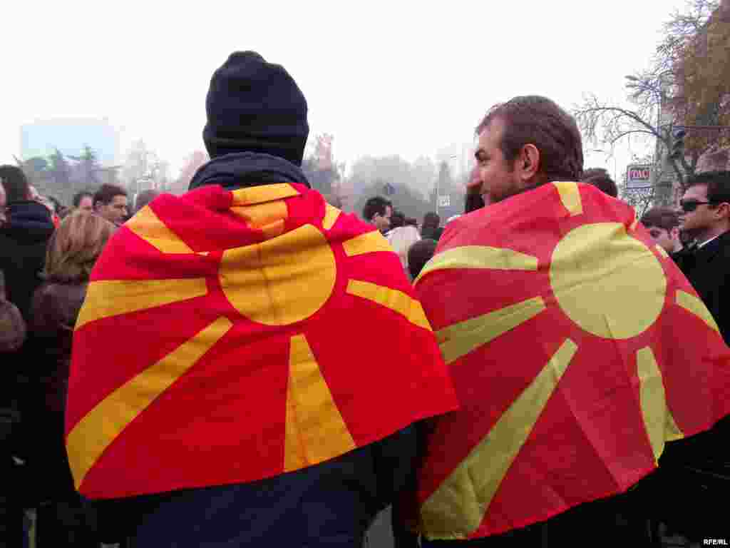 На плоштадот Пела