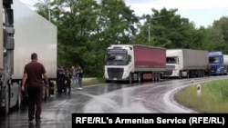 Truckloads of Armenian agricultural goods have been turned back from Russia.