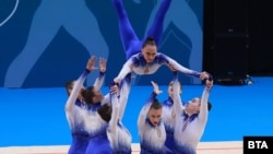 Националният отбор на България по естетическа гимнастика: Карина Нейкова, Сияна Табакова, Дария Капсъзова, Яна Стайкова, Мария Мехлемова, Христиана Ковачева, Виктория Берова, Сибила Кърпачева 