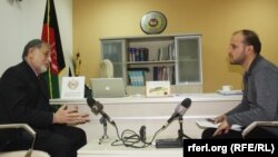 داکتر احمد یوسف نورستانی رییس کمیسیون مستقل انتخابات افغانستان در جریان مصاحبه اختصاصی با سید فتح محمد بها خبرنگار رادیو آزادی.