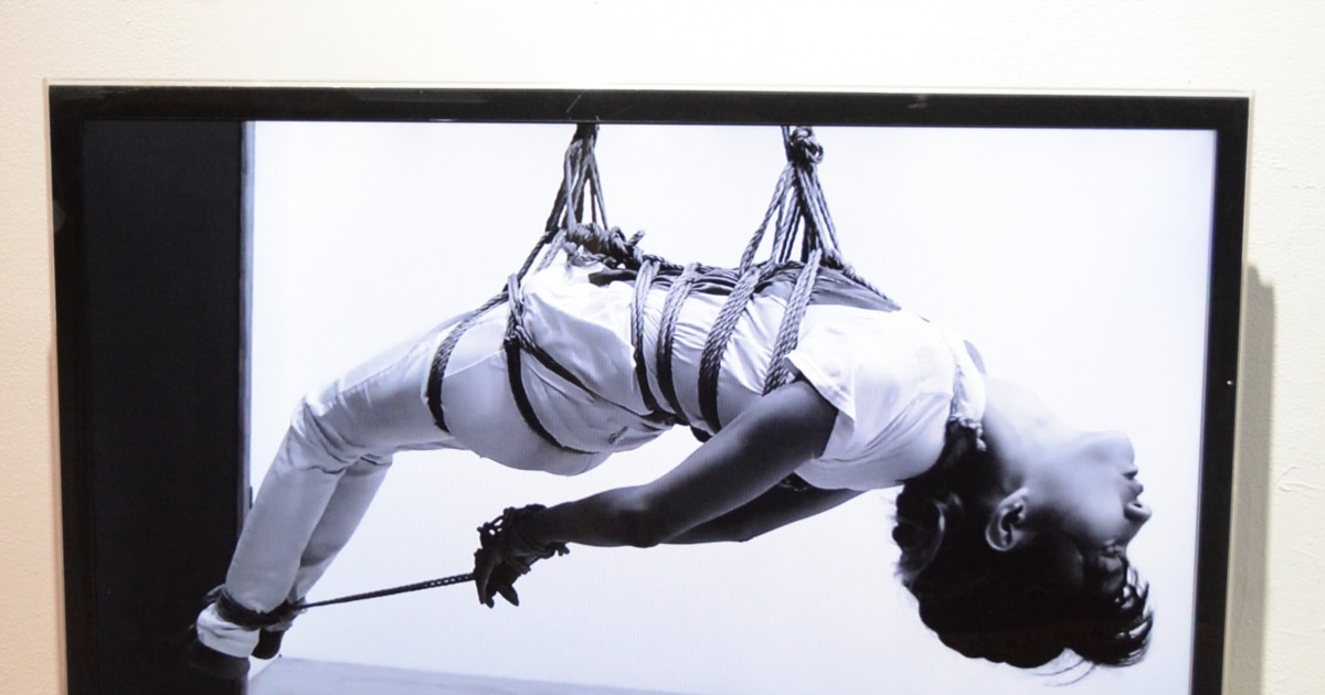 бөкседегі ауырсынудан айқайлау