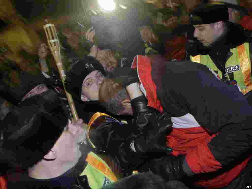 Budimpešta, 02.01.2012. Foto: AFP / Ferenc Isza 