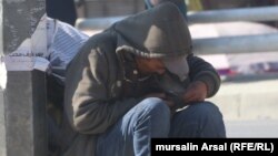 آرشیف، یک معتاد مواد مخدر در شهر کابل