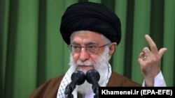 Իրանի գերագույն հոգևոր առաջնորդ Ալի Խամենեին ելույթ է ունենում ուսանողների հետ հանդիպմանը, Թեհրան, 18-ը հոկտեմբերի, 2017թ․