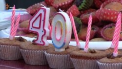 Свято без іменинника: як відзначили день народження Сенцова (відео)