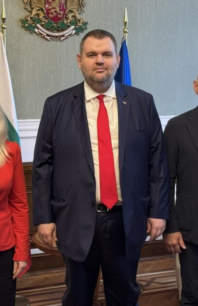 Депутатката от ДПС ДПС Ваня Василева напусна групата на фракцията на