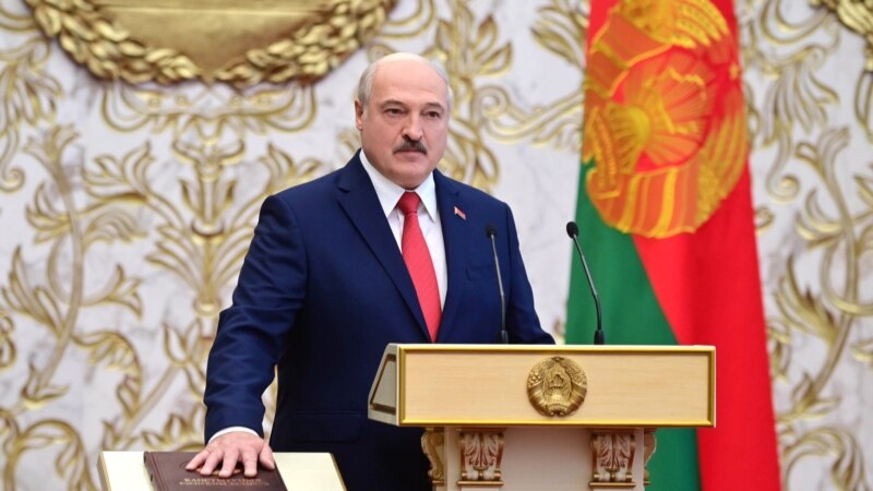Лукашенко вступил в должность президента Беларуси на тайной церемонии. ВИДЕО/ФОТО