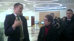 Посол США завітала в Центр надання адміністративних послуг в Одесі (відео)
