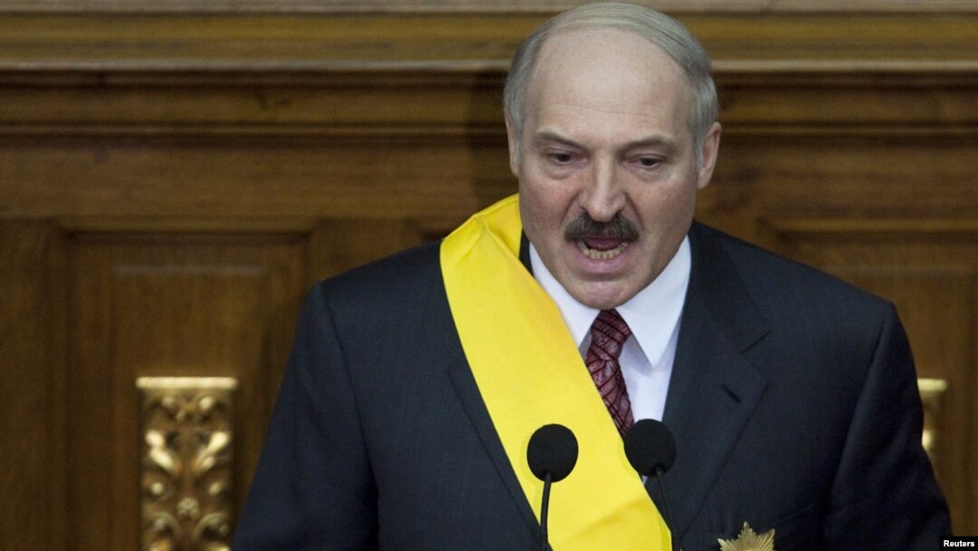 Как долго еще Лукашенко сможет использовать карту признания-непризнания