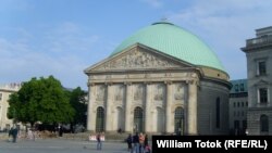 Catedrala catolică Sf. Hedwiga la Berlin