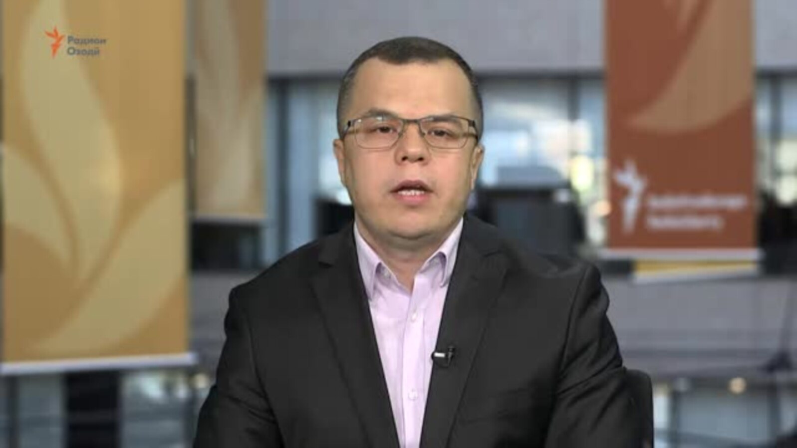 Шаҳзодаи Самарқандӣ: “Адабиёт арсаи муқовимат аст, на мухолифат”