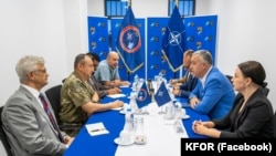 Sastanak komandanta KFOR-a Ozkana Ulutaša i predsednika Srpske liste Zlatana Eleka, Priština, 11. avgusta 2026.