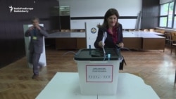 Kosovars Vote In Snap Elections