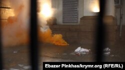 У здания российского посольства в Киеве, 25 ноября 2018 года