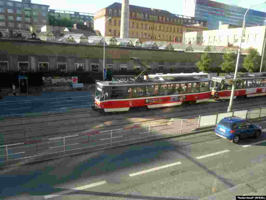 Кӯчаи ҳамсояи Вршовитска 