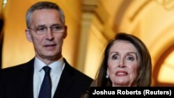 Lidera Camerei Reprezentanților, Nancy Pelosi, cu secretarul-general NATO, Jens Stoltenberg la Congresul american, Washington, 3 aprilie 2019