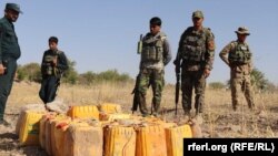 په ارزګان کې د خلکو له کورونو او ځمکو د را ایستل شویو ماینونو یو انځور