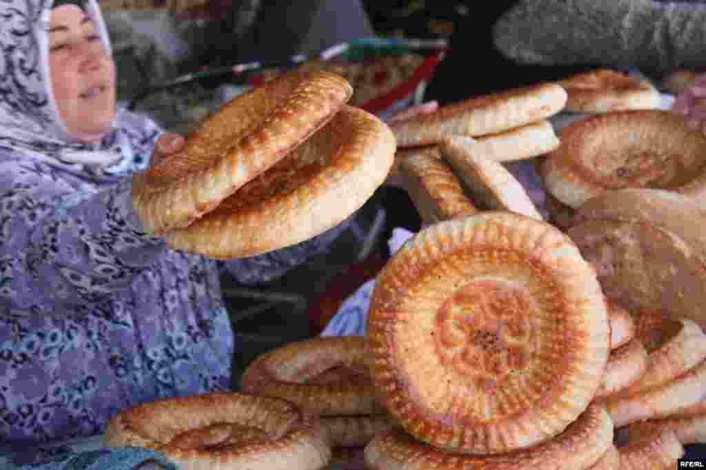 Дар орзуи арзонӣ #109