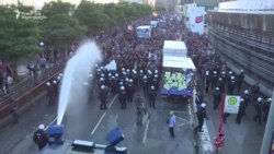 შეტაკება პოლიციასა და დემონსტრანტებს შორის ჰამბურგში