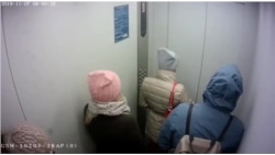 Видео задержания Артема Загребельного с камеры в лифте