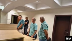 Кривичниот суд во Скопје ги прогласи за виновни Љубе Крстевски и Бранко Билбиловски за убиство на кучето Феликс кое почина од нанесените повреди