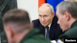 Президент России Владимир Путин участвует во встрече с руководством Министерства обороны РФ в Кремле. Москва, Россия, 5 августа 2026 года