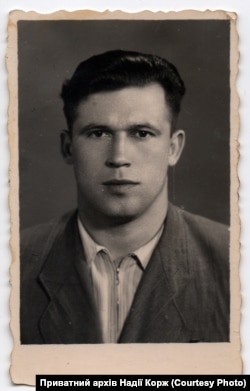 Володимир Кузьменко, 1950-і роки