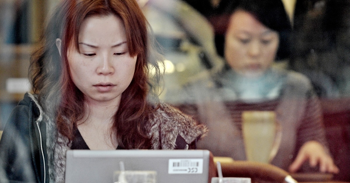 Менің тозған трусикам Жасырын камера күйеу бала мен қайын енесін блять